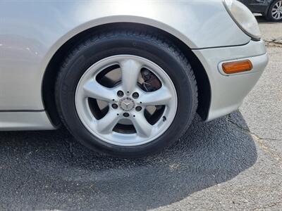 2004 Mercedes-Benz SLK SLK 320   - Photo 39 - Cincinnati, OH 45231