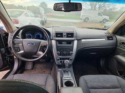 2011 Ford Fusion SE   - Photo 10 - Cincinnati, OH 45231