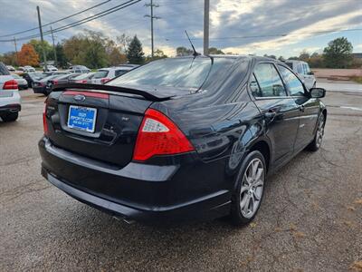 2011 Ford Fusion SE   - Photo 5 - Cincinnati, OH 45231