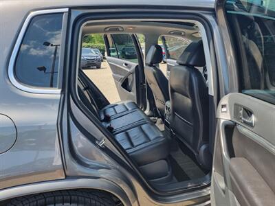 2013 Volkswagen Tiguan SE 4Motion   - Photo 25 - Cincinnati, OH 45231