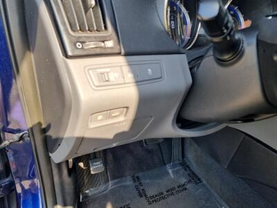 2011 Hyundai SONATA Limited   - Photo 11 - Cincinnati, OH 45231