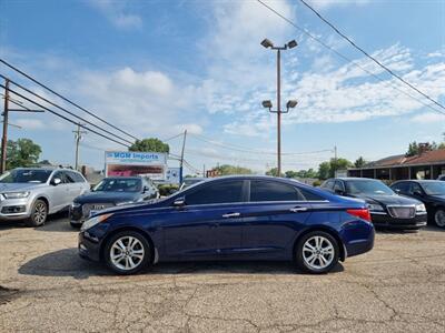 2011 Hyundai SONATA Limited   - Photo 2 - Cincinnati, OH 45231