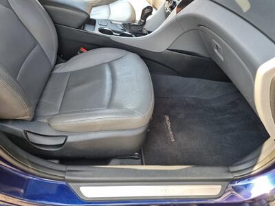 2011 Hyundai SONATA Limited   - Photo 28 - Cincinnati, OH 45231