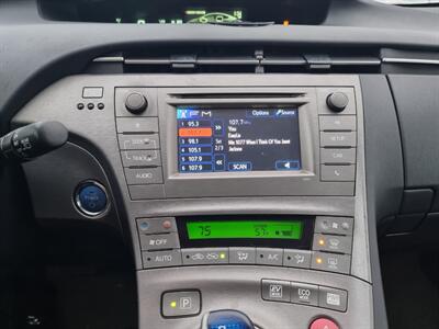 2015 Toyota Prius Two - Photo 13 - Cincinnati, OH 45231