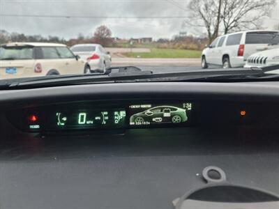 2015 Toyota Prius Two - Photo 12 - Cincinnati, OH 45231