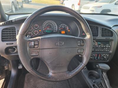 2001 Chevrolet Monte Carlo SS   - Photo 11 - Cincinnati, OH 45231