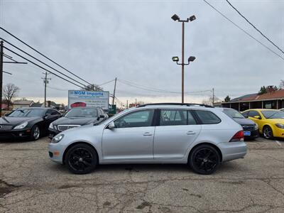 2014 Volkswagen Jetta SportWagen TDI   - Photo 2 - Cincinnati, OH 45231