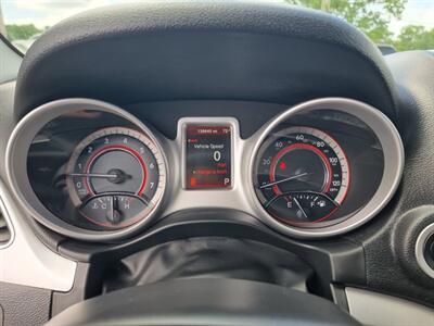 2017 Dodge Journey SXT   - Photo 13 - Cincinnati, OH 45231