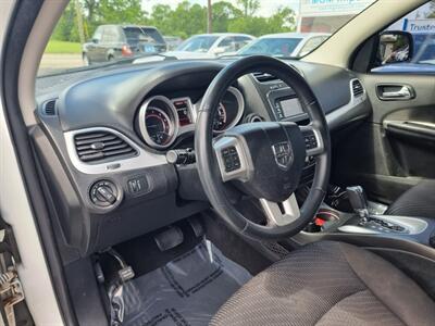 2017 Dodge Journey SXT   - Photo 9 - Cincinnati, OH 45231