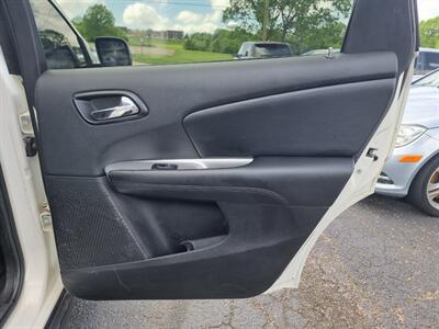 2017 Dodge Journey SXT   - Photo 33 - Cincinnati, OH 45231