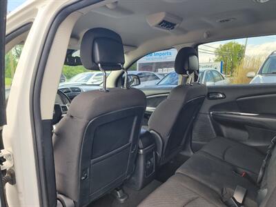 2017 Dodge Journey SXT   - Photo 21 - Cincinnati, OH 45231