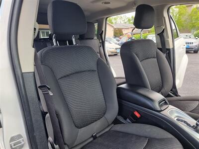 2017 Dodge Journey SXT   - Photo 30 - Cincinnati, OH 45231