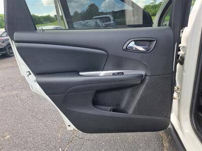 2017 Dodge Journey SXT   - Photo 34 - Cincinnati, OH 45231