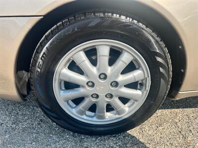2000 Toyota Avalon XLS   - Photo 26 - Cincinnati, OH 45231