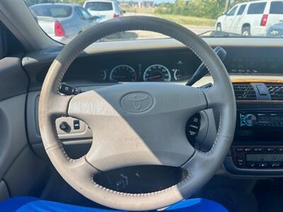 2000 Toyota Avalon XLS   - Photo 11 - Cincinnati, OH 45231