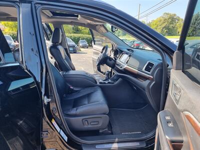 2014 Toyota Highlander Limited - Photo 30 - Cincinnati, OH 45231