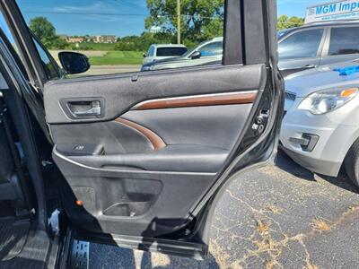 2014 Toyota Highlander Limited - Photo 35 - Cincinnati, OH 45231