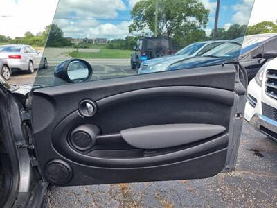 2010 MINI Cooper   - Photo 27 - Cincinnati, OH 45231
