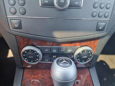 2010 Mercedes-Benz C 300 Sport 4MATIC   - Photo 14 - Cincinnati, OH 45231