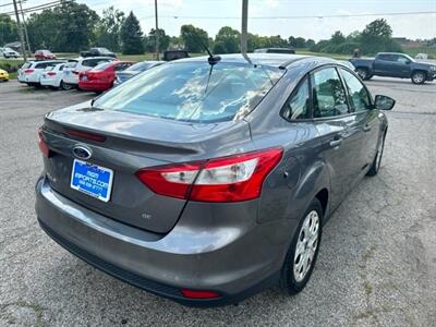 2012 Ford Focus SE   - Photo 5 - Cincinnati, OH 45231