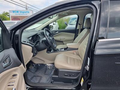 2017 Ford Escape Titanium   - Photo 8 - Cincinnati, OH 45231
