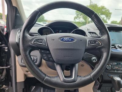 2017 Ford Escape Titanium   - Photo 12 - Cincinnati, OH 45231