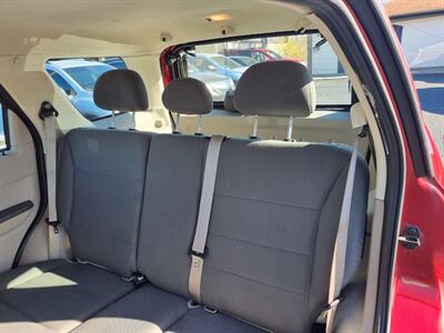 2012 Ford Escape XLS - Photo 23 - Cincinnati, OH 45231