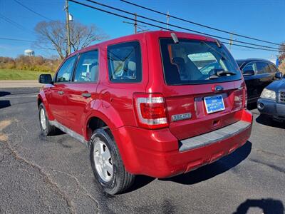 2012 Ford Escape XLS - Photo 7 - Cincinnati, OH 45231