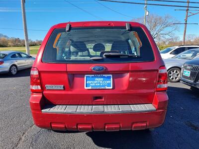 2012 Ford Escape XLS - Photo 6 - Cincinnati, OH 45231