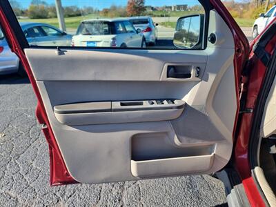 2012 Ford Escape XLS - Photo 33 - Cincinnati, OH 45231