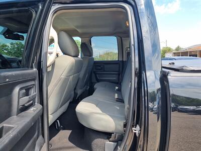 2014 RAM 1500 EXPRESS CREW CAB 4X4   - Photo 20 - Cincinnati, OH 45231