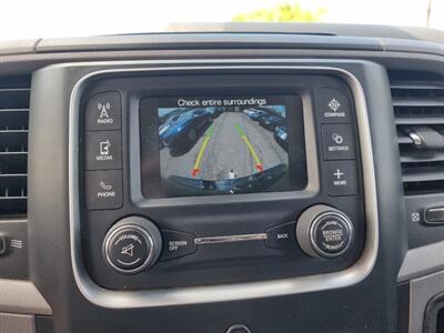 2014 RAM 1500 EXPRESS CREW CAB 4X4   - Photo 15 - Cincinnati, OH 45231