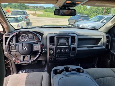 2014 RAM 1500 EXPRESS CREW CAB 4X4   - Photo 10 - Cincinnati, OH 45231