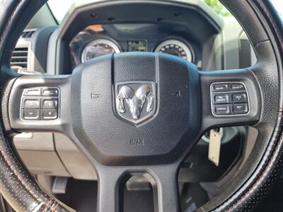 2014 RAM 1500 EXPRESS CREW CAB 4X4   - Photo 12 - Cincinnati, OH 45231
