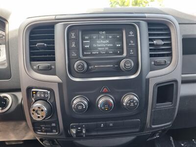 2014 RAM 1500 EXPRESS CREW CAB 4X4   - Photo 14 - Cincinnati, OH 45231