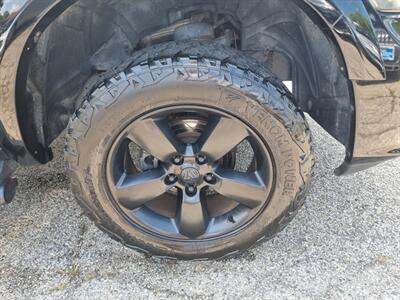 2014 RAM 1500 EXPRESS CREW CAB 4X4   - Photo 36 - Cincinnati, OH 45231