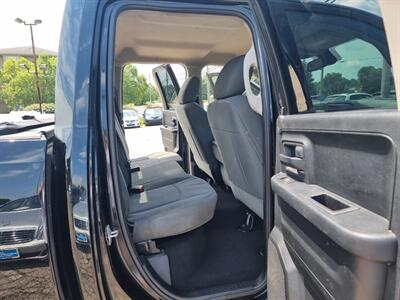 2014 RAM 1500 EXPRESS CREW CAB 4X4   - Photo 24 - Cincinnati, OH 45231