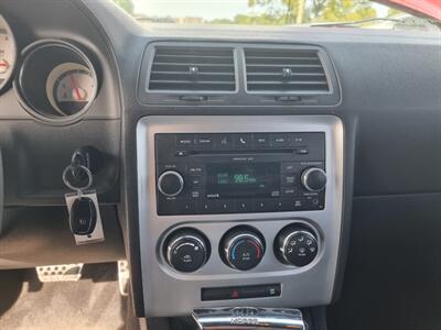 2010 Dodge Challenger SE - Photo 12 - Cincinnati, OH 45231