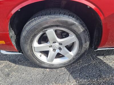 2010 Dodge Challenger SE - Photo 32 - Cincinnati, OH 45231