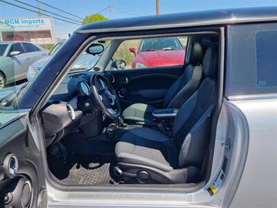 2010 MINI Cooper - Photo 8 - Cincinnati, OH 45231