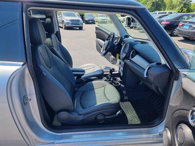 2010 MINI Cooper - Photo 25 - Cincinnati, OH 45231