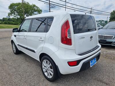 2012 Kia Soul +   - Photo 7 - Cincinnati, OH 45231