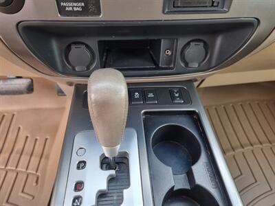 2012 Nissan Armada Platinum - Photo 13 - Cincinnati, OH 45231