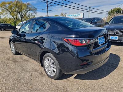 2017 Toyota Yaris iA   - Photo 7 - Cincinnati, OH 45231