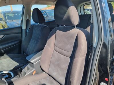 2015 Nissan Rogue S   - Photo 18 - Cincinnati, OH 45231