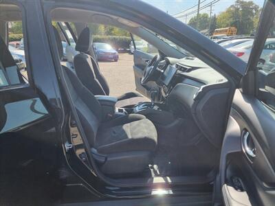 2015 Nissan Rogue S   - Photo 25 - Cincinnati, OH 45231