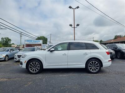 2017 Audi Q7 3.0T quattro Premium   - Photo 2 - Cincinnati, OH 45231