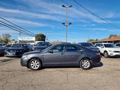 2011 Toyota Camry LE V6   - Photo 2 - Cincinnati, OH 45231