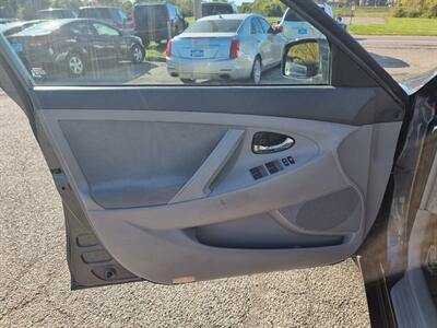 2011 Toyota Camry LE V6   - Photo 29 - Cincinnati, OH 45231