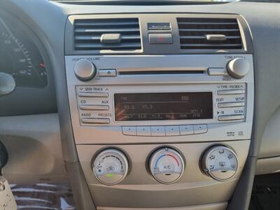 2011 Toyota Camry LE V6   - Photo 14 - Cincinnati, OH 45231